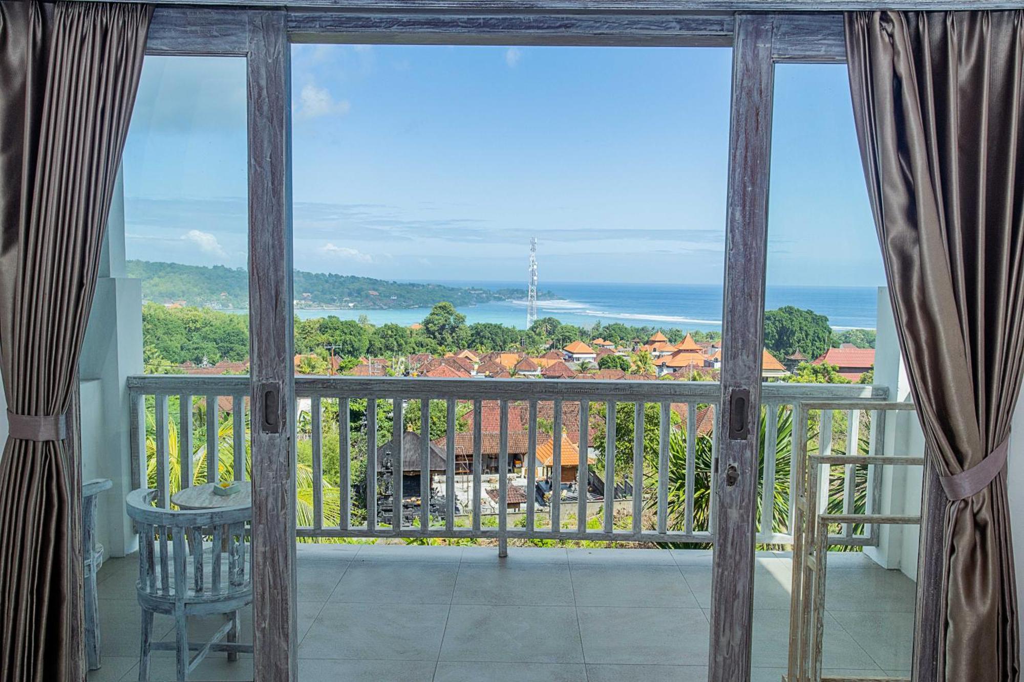 Grand Sea View Lembongan Hotel Nusa Lembongan Exterior photo