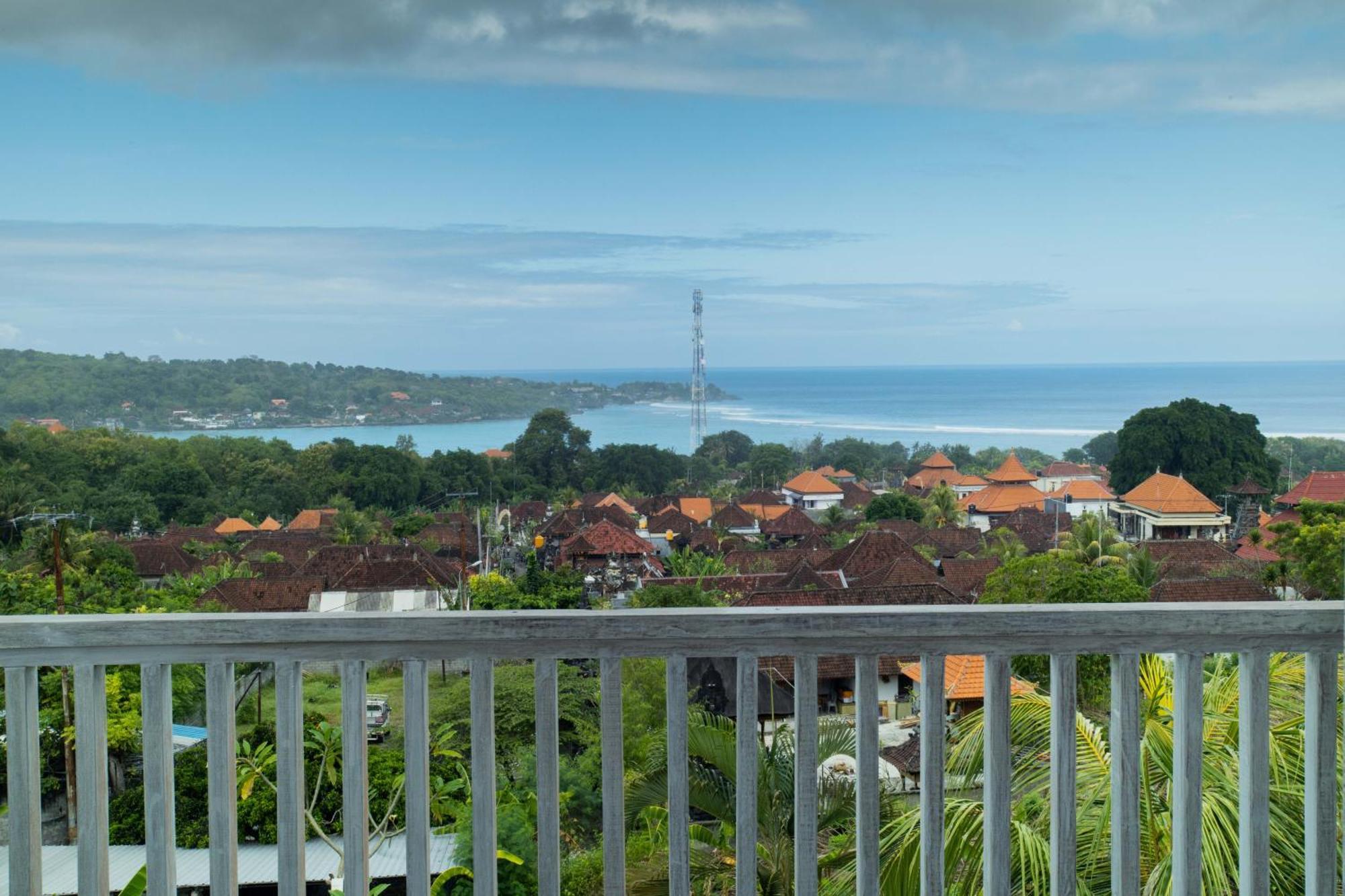 Grand Sea View Lembongan Hotel Nusa Lembongan Exterior photo